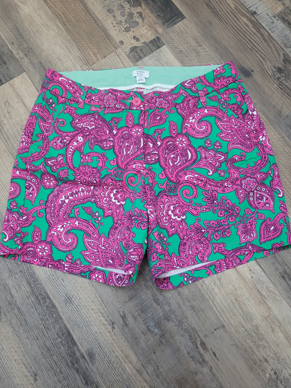 Fuscia Pink Green Caroline Size 14W Paisley Preppy Bermuda Shorts Crown & Ivy